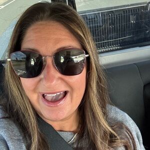 Meet your Posher, Megan